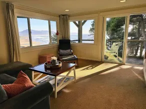 Skipper's Retreat in Oceanside Village - Image 3