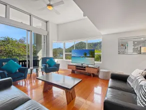 Maggies Beachfront Apartment 8 - Image 4