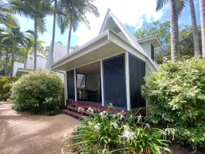 Canopy Chalet 4 - Nelly Bay, QLD - Image 2