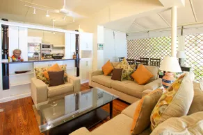 Oceanfront Classic 3-bed House - Whitecaps - Image 4