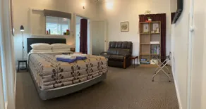 Gisborne Dream Suite - Image 3