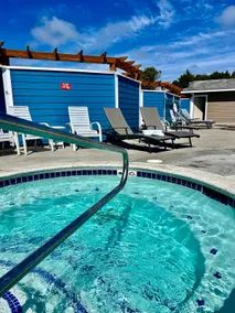Beach Access ~ Saltwater Pool ~ EV Charger! - Image 4