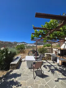 Tradiotional apartment in Apollonia - Image 5
