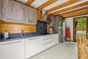 Comfortable air-conditioned maisonette - All within walking distance - Image 5
