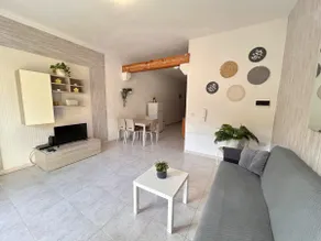 Spacious 2BR/2BA Xlendi - Walk to Everything&Beach - Image 5