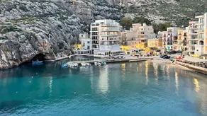 Premium Xlendi Location-2BR/3BA, Bus Stop & Market - Image 4