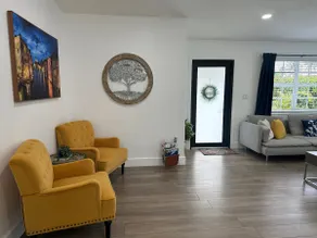 Modern family retreat - Image 2
