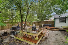 1955 Beauty Under the Oaks in Historic Old Town - Image 2
