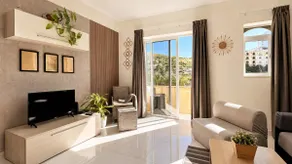 Quiet 2BR/3BA with Comfort, Bus & Market Opposite - Image 2