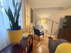 Relaxing 1 bedroom Unit w/ Private Bath & Kitchen - Image 4