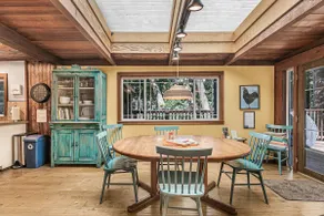 Dazzling Cabin in the Redwoods with Hot Tub - Image 3