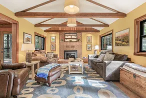 Dazzling Cabin in the Redwoods with Hot Tub - Image 2