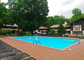 Hillside: Sleeps 13: Walk to Village: Golf&Pool - Image 4