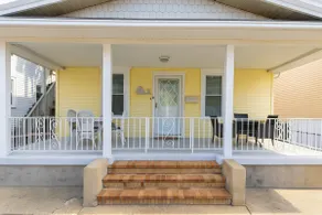 The Beach House - 6 Bedrooms - Beach / Boardwalk - Image 2