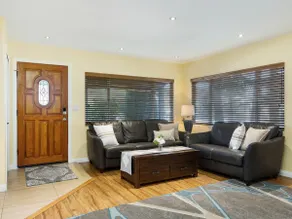 Spacious private house - Image 4
