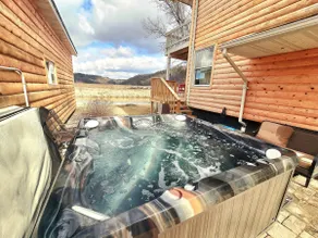 Lazy River Cabin - Image 2