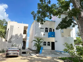 Blue apartment overlooking the Bacalar Lagoon - Image 4