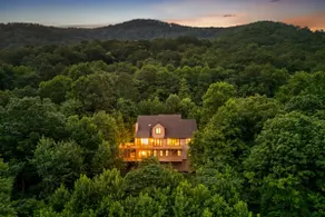 Mountaintop Views + Fire Pit | Laurel Ridge - Image 4
