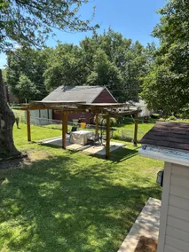 Cozy basement suite with a large backyard - Image 5