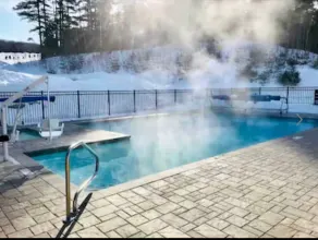 Cranmore Mountain Condo | Pool, Hot Tub | Sleeps 6 - Image 2
