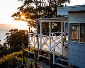 The Wayfarer ~ Stunning water views - Image 2