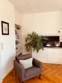 Sunny old building apartment in the west of Stuttgart - Image 2
