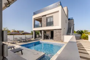 Villa Contessa - Image 2