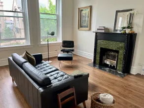 Private Lincoln Park Condo with 2 Parking Spots - Image 3