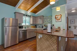 Beautifully Decorated and Remodeled in Hawaiian P - Image 5