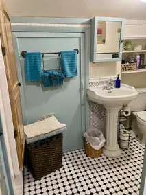 Chic 2Brm 2ndFL Suite w/ktchn/bath/Dwntwn/I25 5Min - Image 3
