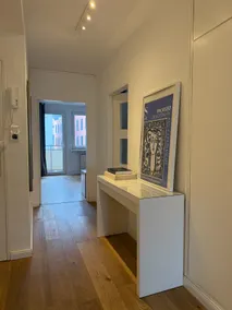 Riverfront Apartment - Image 4