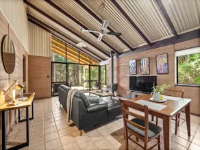 Private 1 Bedroom Forest Retreat with Spa - Image 4