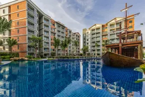 Pool-view apartment at Naiyang beach - Image 2