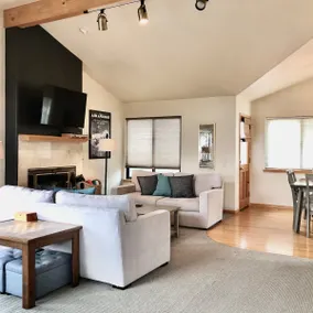 Enchanting Cambria home ocean view: 2blocks2ocean - Image 3