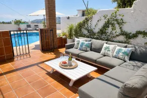 Villa privada con piscina climatizada y yacuzzis en Nerja ( Malaga) - Image 2