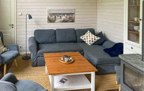 Awesome Home In Krems Iiwarderbrück With Sauna - Image 2