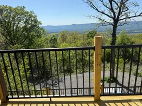 Clouds Cabin - HotTub, Mtn View, Pets - Image 2