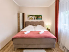 Gaslame Apartment - entire house - Image 2