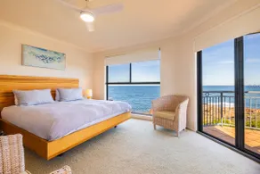 'Ocean Views' 4 Ocean Street: lujo con aire acondicionado y hermosas vistas al océano - Image 4