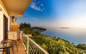 2 Bedroom Stunning Apartment In Stara Baska - Image 2