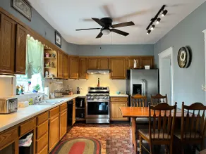 House 411 - Image 3