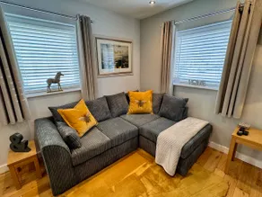 Boutique Detached House in Uphill Lincoln - Image 5