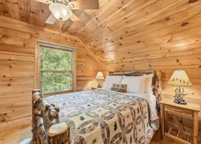 Mountain Serenity @4200ft/Creek, Deck & Starlink! - Image 5
