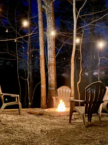 Cozy Romantic Cabin with Fire Pit Near Shenandoah NP - Image 3