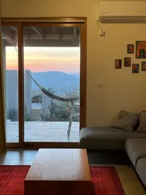 Quiet cottage in the pastoral Galilee hills - Image 2