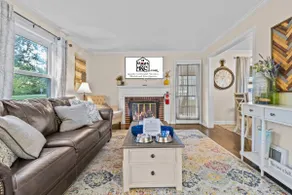 Cottage Mins From Stadiums + Parking + Pet Welcome - Image 2