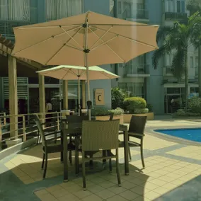 One Palm Tree Villas Condo Across NAIA Terminal 3 - Image 5