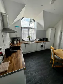 Caterham-on-the-Hill Calm – Private Annexe - Image 3