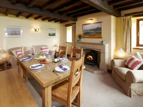 The Farmhouse - UK4188 - Image 2