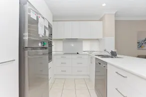 Aquarius Townhouse - Image 4